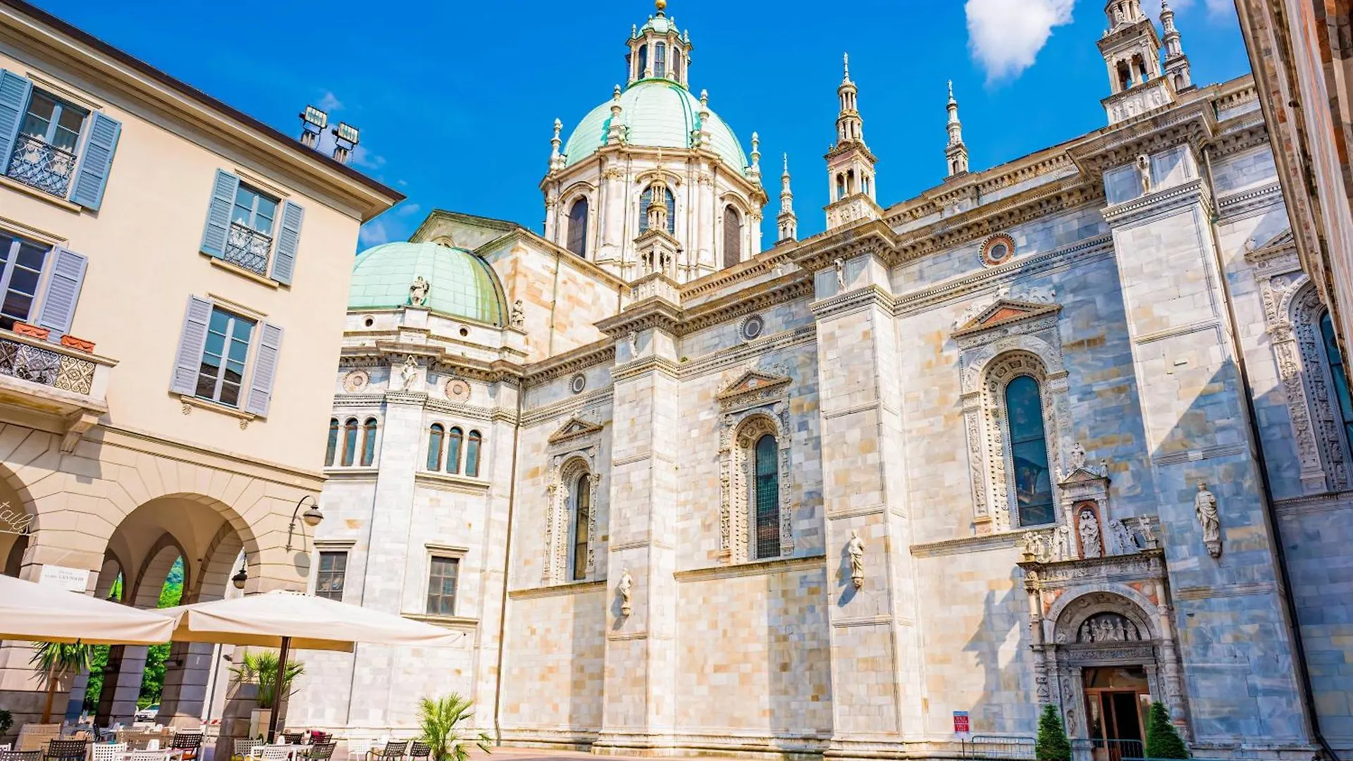 Elegant Beige Apartment - 5 Minutes From The Lake Como